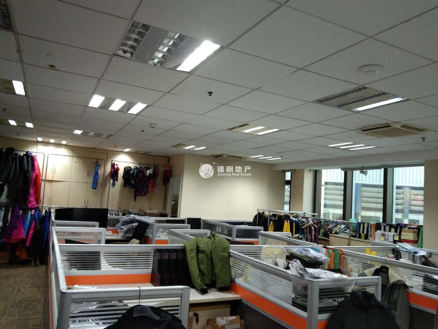 徐家汇均瑶国际广场322平米写字楼出租